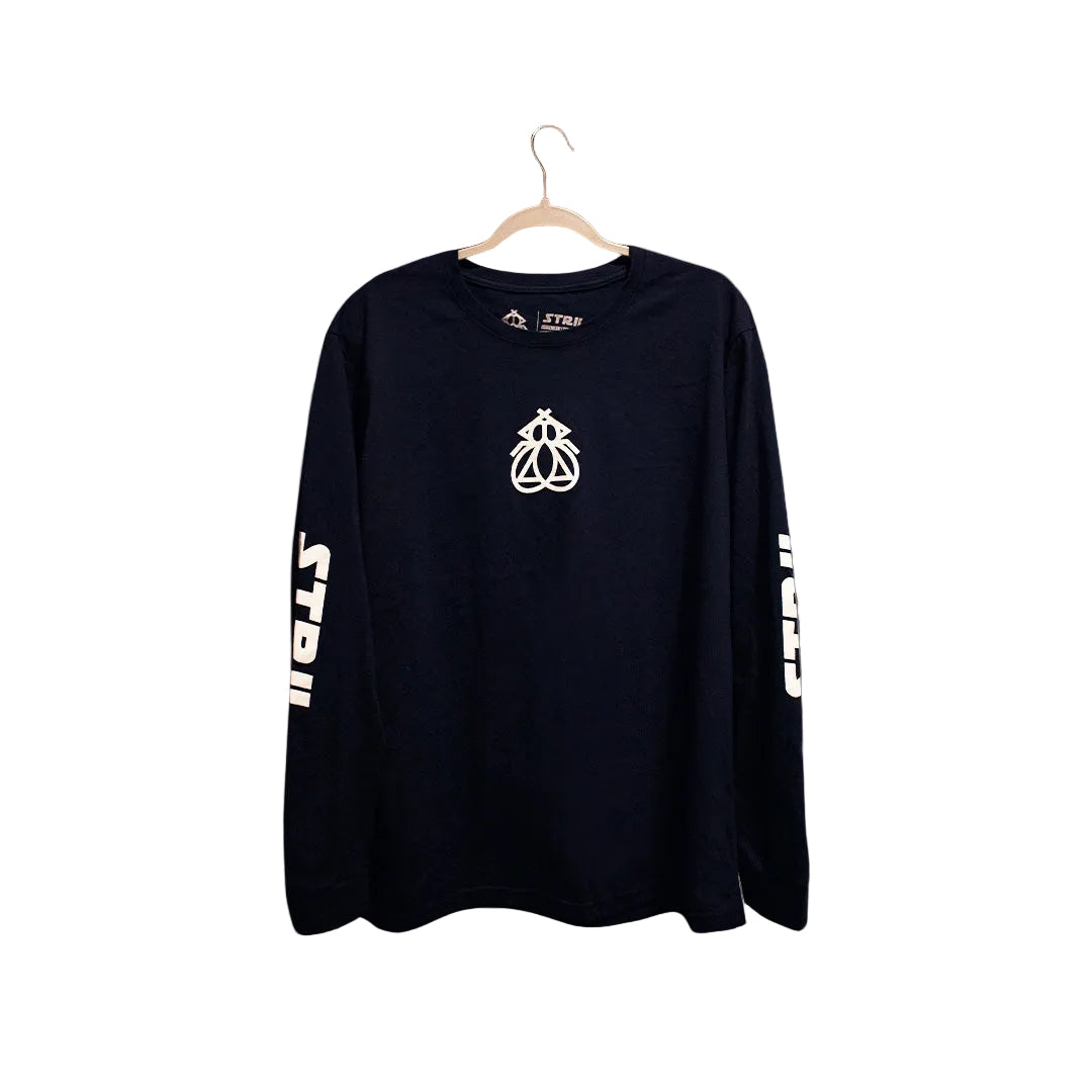 Long-sleeved T-shirt